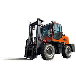XQ-YC35 3.5-ton 4WD rough terrain forklift in orange, featuring a high-clearance chassis and deep-tread tires for construction site logistics.
