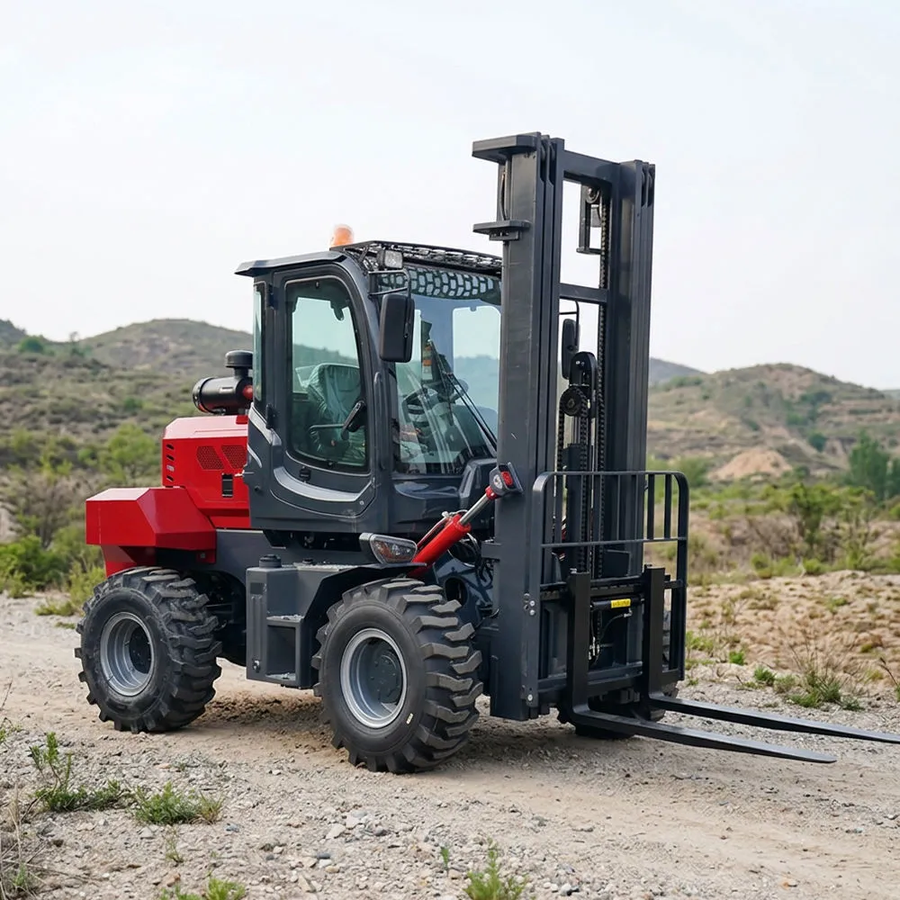 XQ-YC35-A 3.5 ton rough terrain forklift with 4WD drive and front articulated steering working on an off-road construction site